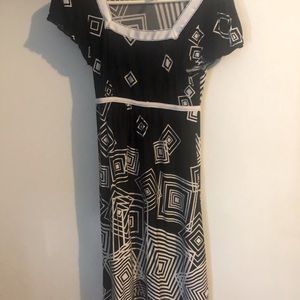 Women’s black & white dress